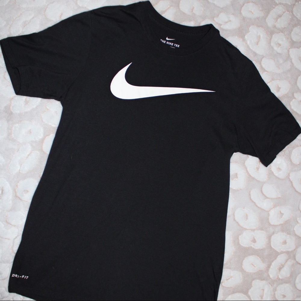 Nike Dri-Fit T-Shirt